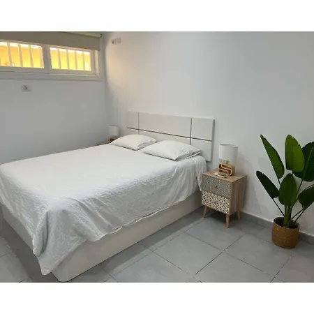 Mare 107 - One Bed Apartment *