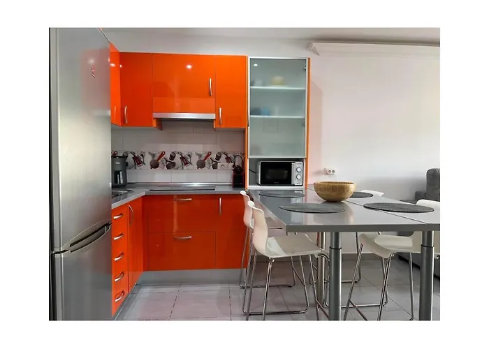 Mare 107 - One Bed Адехе